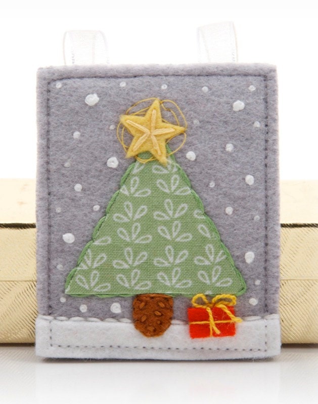 Christmas Ornament Set, Christmas Trees, Hand Embroidered, Wool and Felt, Greens and Red, Silver Ribbon