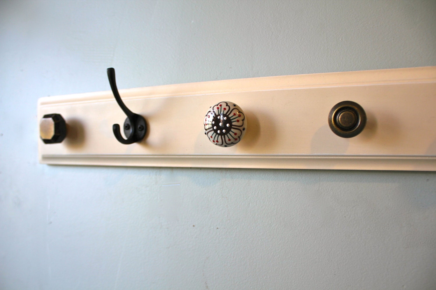 ivory Hook Rack
