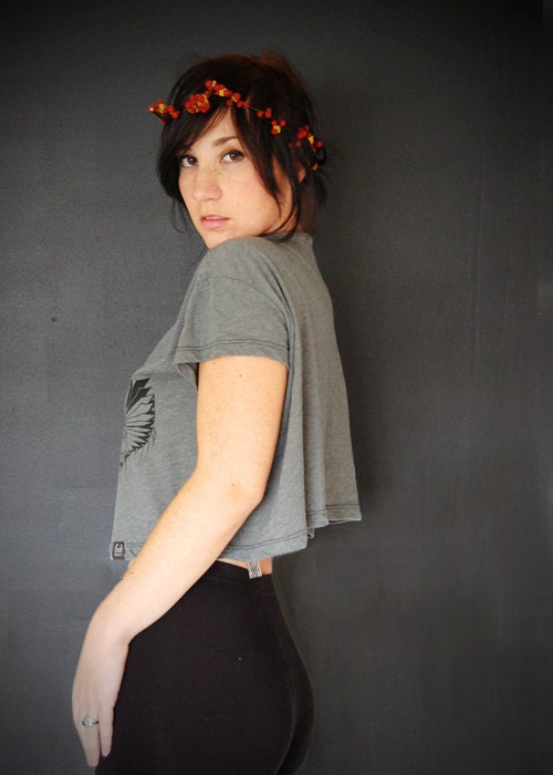 Reverie - Crop Top Cropped tshirt - in Mossy Green - by Bark Decor