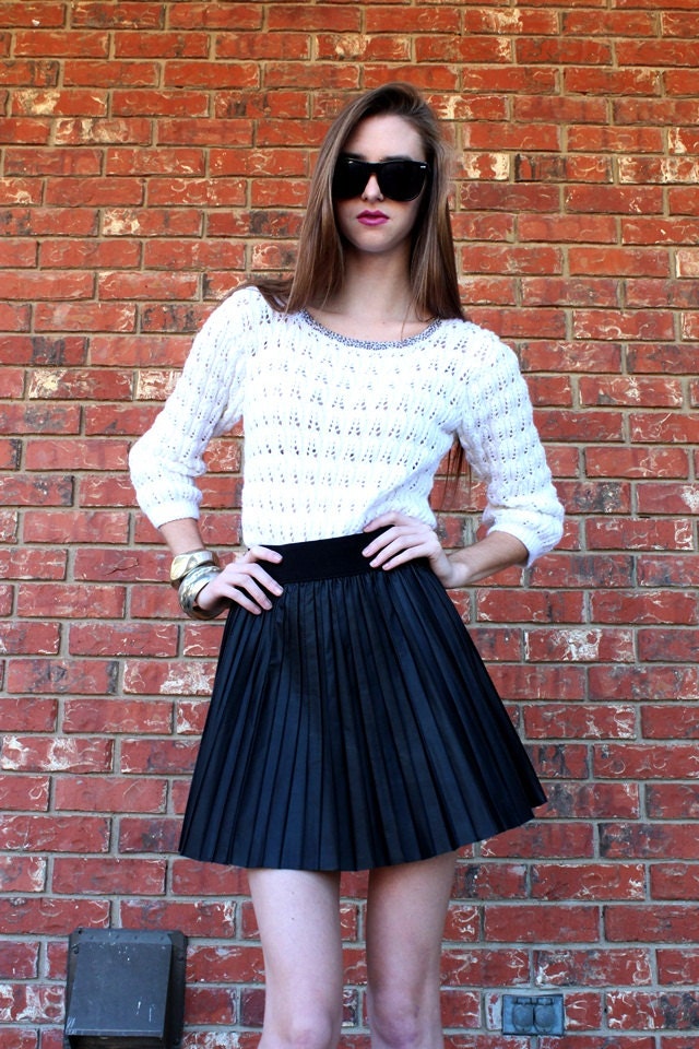 Vtg 1960s White Handmade Beaded Eyelet Pullover Cardigan Crochet Sweater S