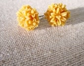 Dahlia Post Earrings in Clementine
