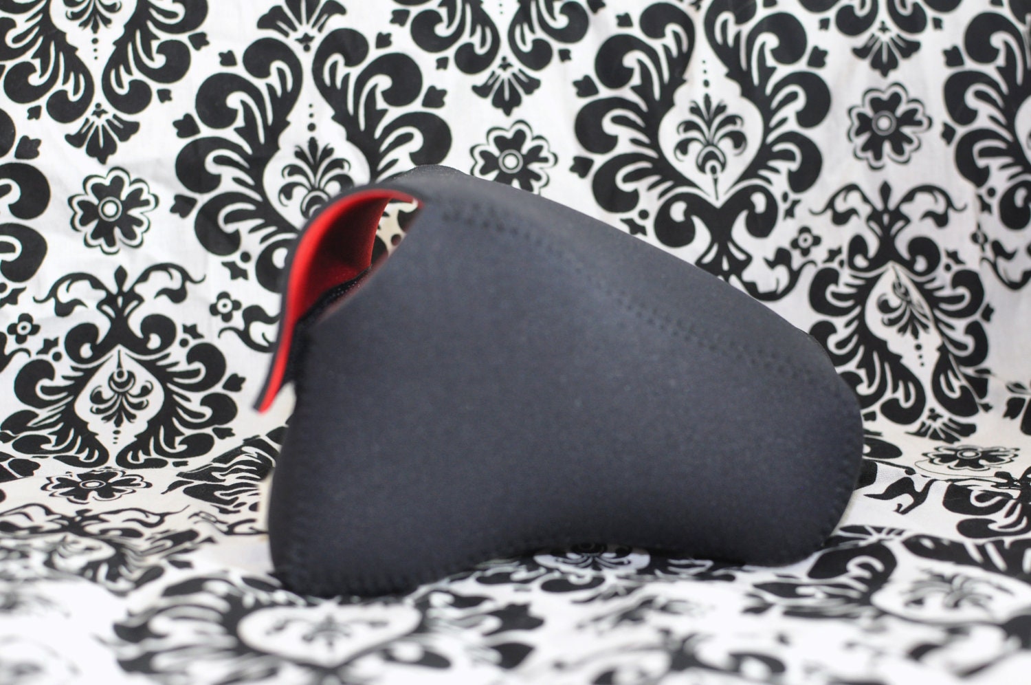 DSLR Camera Case - Black / Red Neoprene