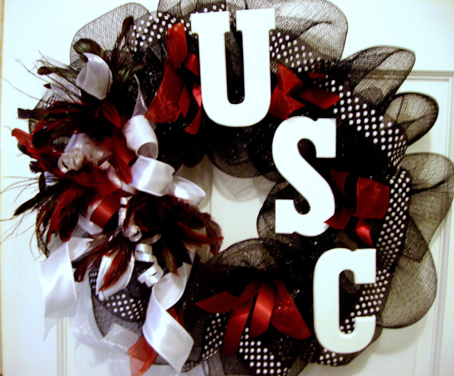 Gamecock wreath-  feathers of garnet & black- deco mesh wreath, black, garnet, white,college gift decor, sports fans, USC