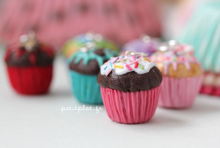 Cupcake Pendant - Food Jewelry - Cupcake Collection