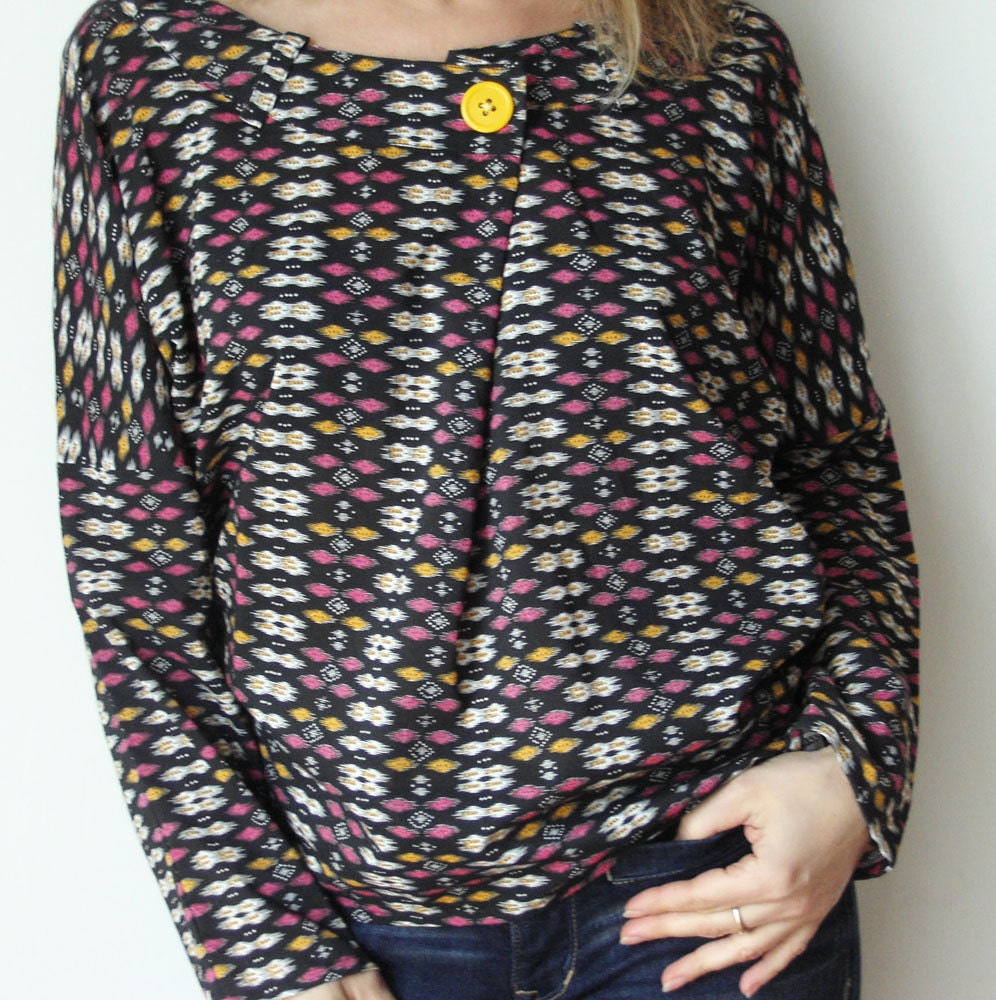 Ikat Etnic Print Batwing Blouse "Belt Me"