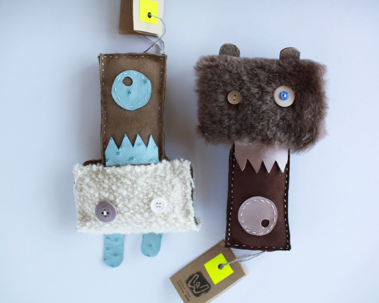 Plush Stuffed Bear Toy: Chocolate Brown