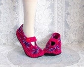 Slippers, Mary Jane..Women Size US 9-10 wide.Euro 40-41/42.