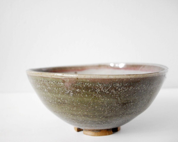 Beautiful bowl green pink grey pottery with carved foot - handmade modern ceramic dish