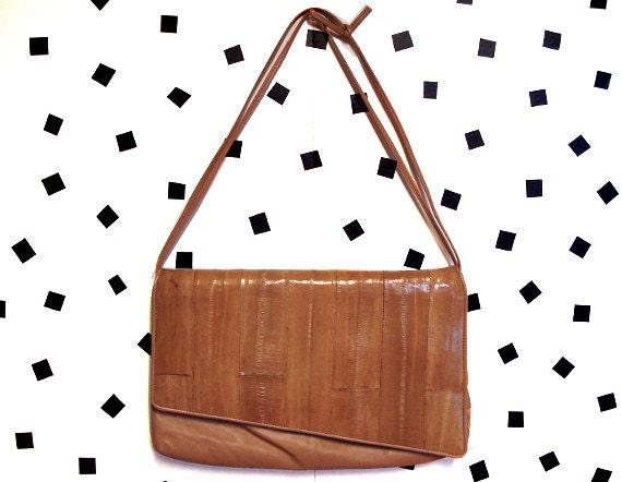 Vintage Wood Panel Clutch with Detachable Strap
