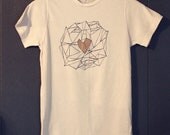 Organic natural crew neck T-shirt with gold geometric heart UNISEX