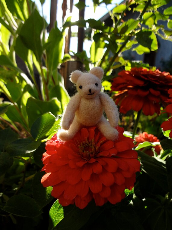 Honey Bear, a Tiny Needlefelted Teddy Bear