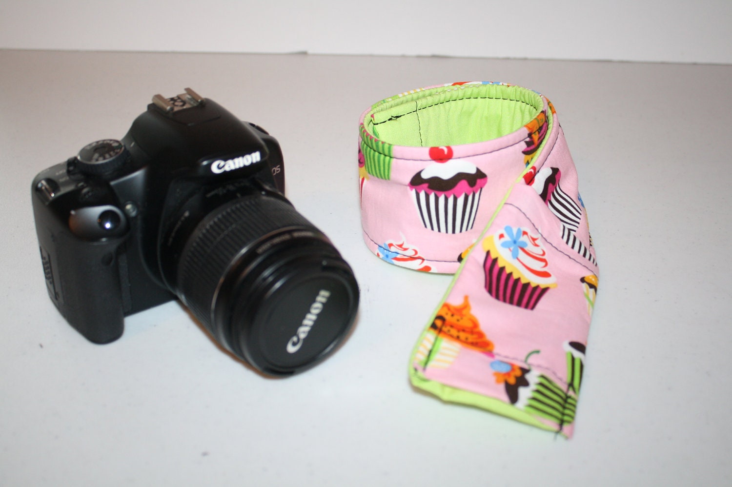 Digital Slr CAMERA Strap Cover Pink Cupcake with Lens Cap Pocket XcessRize Designs Ready to Ship