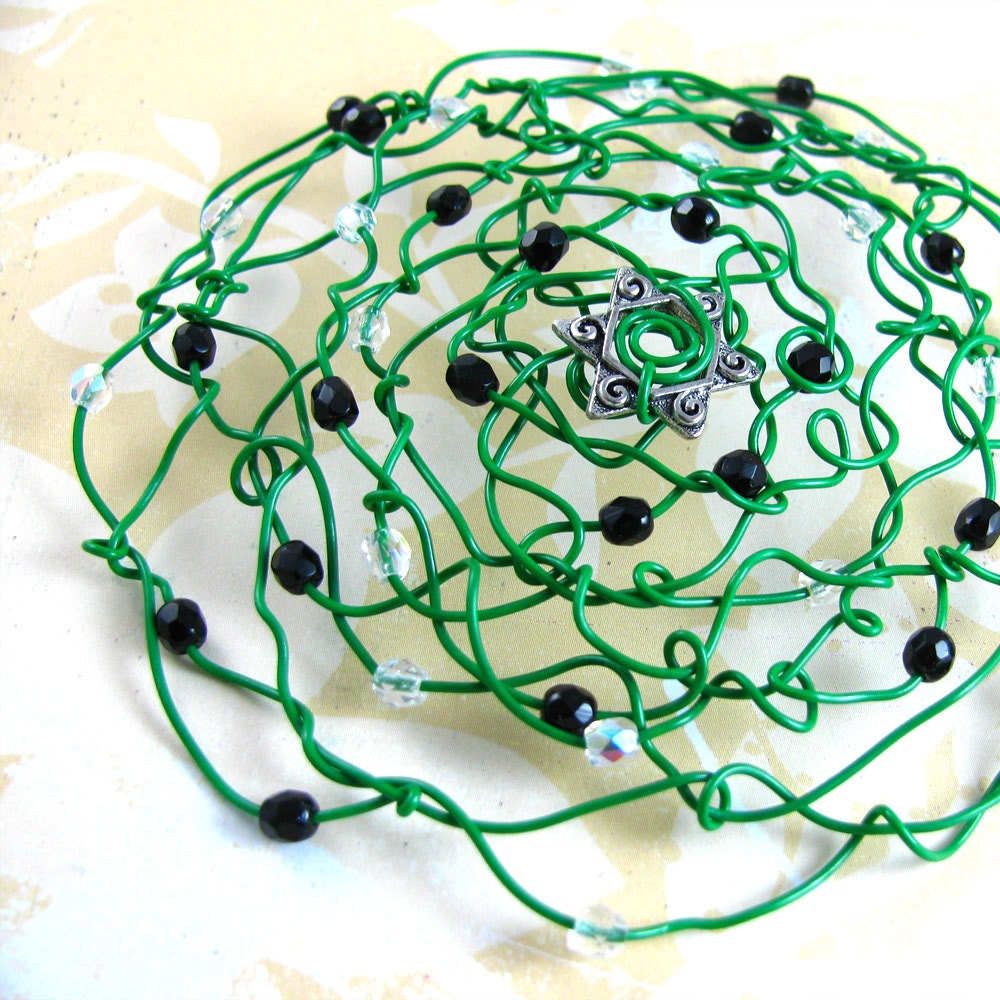 GREEN jewish woman's wire kippah, black and crystal glass beads, small green yarmulke, organic freeform temple cap
