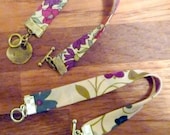 Bracelet - Liberty of London - Custom made - floral - Toogle clasp - beads &  charms