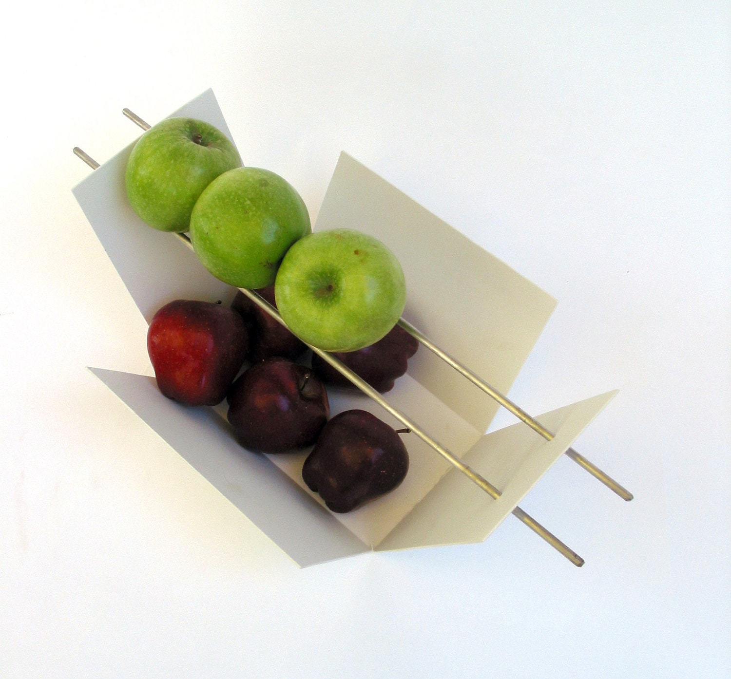 Modern Fruit Bowl - Green Apples / Red Apples - Welded steel and Stainless Steel - Satin White Finish