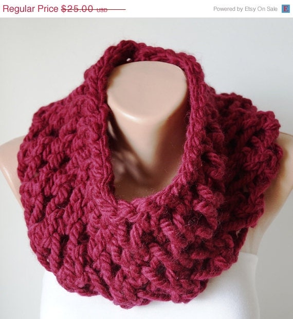 SALE - Cowl Scarf - Red Ruby Wool Neckwarmer-Scarflette-cozy-Cowl