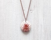 Pendant in ceramic. Lei. OOAK
