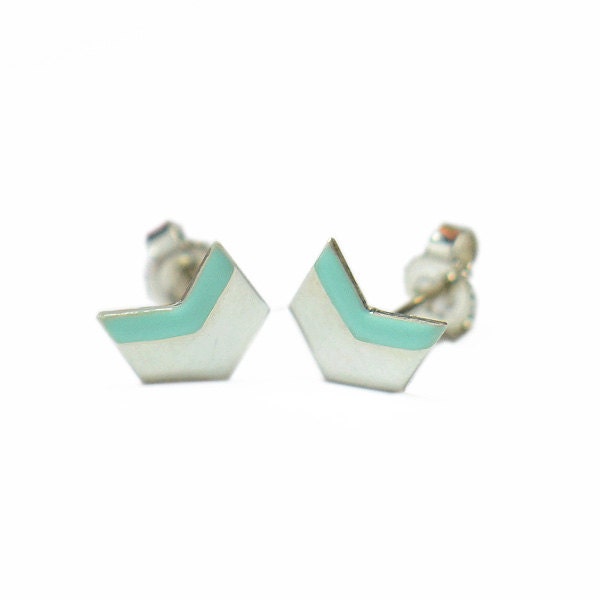 Chevron sterling silver Ear studs mint