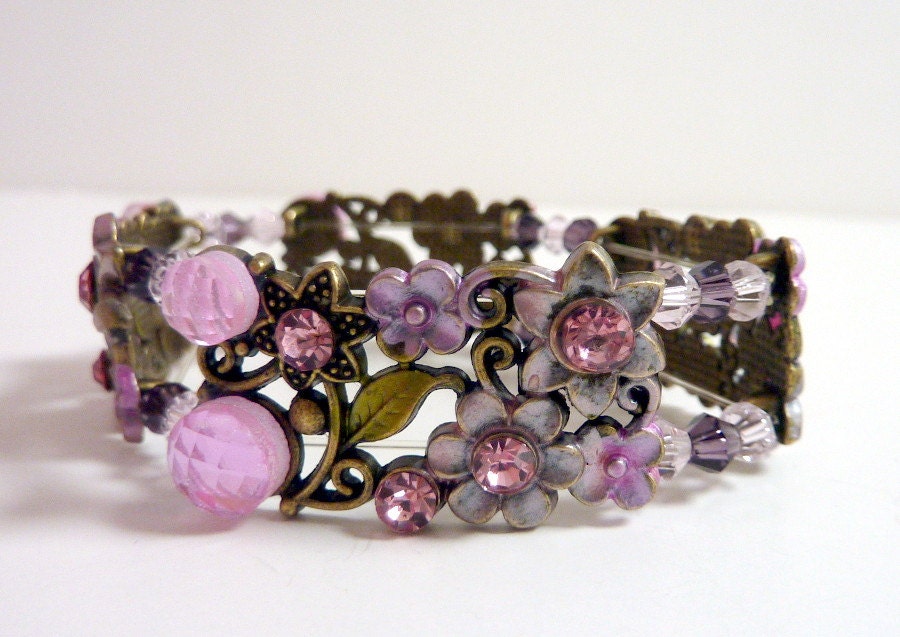 Purple Flower Bracelet, Pink Lavender Lilac Purple Crystal Flower Bracelet, Antique Gold Brass Vintage Inspired, Boho Shabby Chic