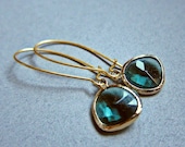 Turquoise blue/green with a gold frame, pear jewel earrings, bridal jewelry, wedding earrings, faceted blue stone