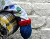 The Dolly Mitts on a String in Blue with Red Cuff