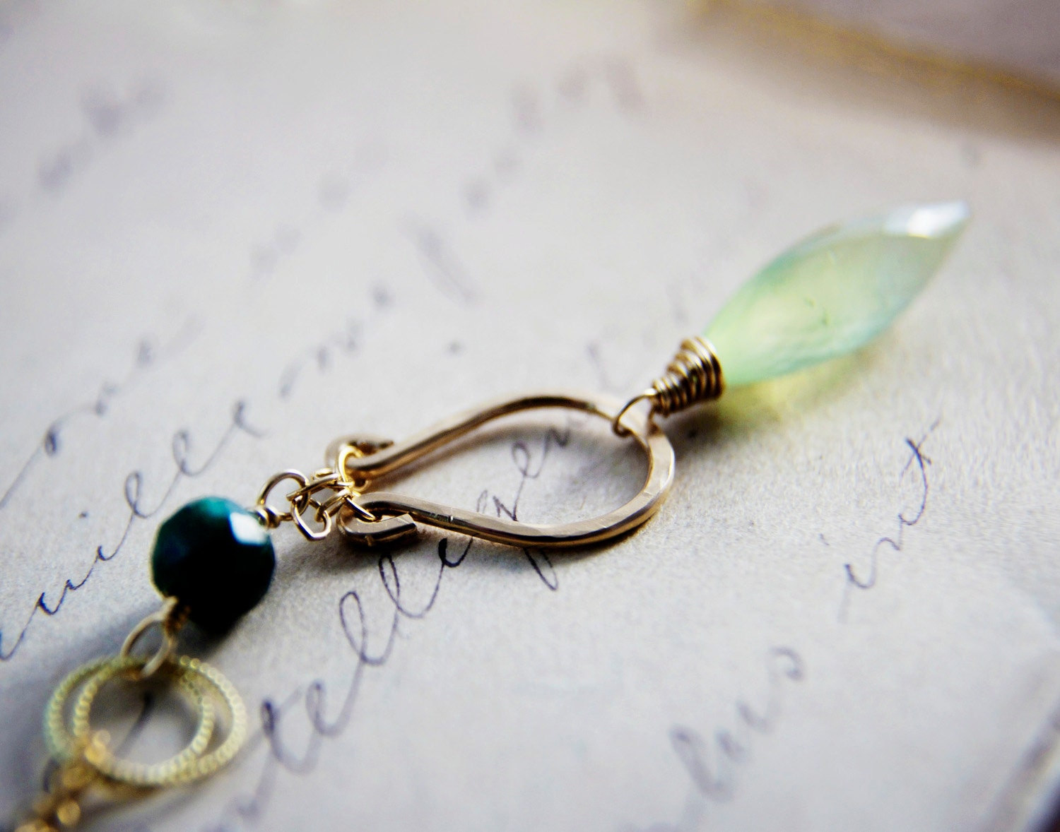 Roman Necklace Gold Prehnite Emerald Greacian Urn Pendant PoleStar