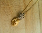 Queen of the Forrest - Lion and crown necklace