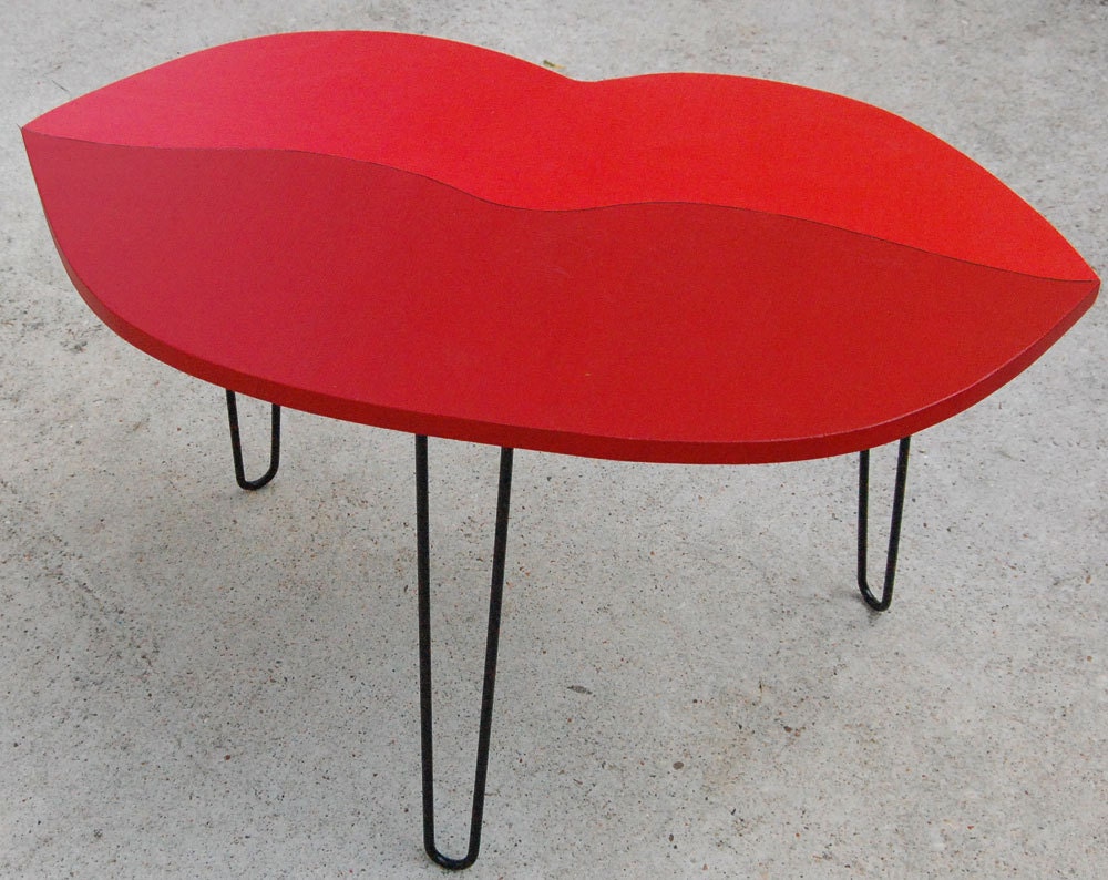 LIPS TABLE Handmade Coffee Table / Red Side Table / Bedside Table / Nighstand / Hairpin Legs POP Art Surreal Furniture / Marilyn Monroe