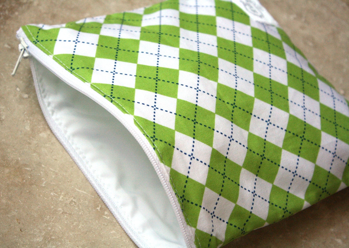 NEW - Eco Friendly - Sandwich Bag - Green Argyle - Zip Closure - Zippered Pouch