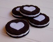 Felt Play Food - Chocolate Cream Cookies