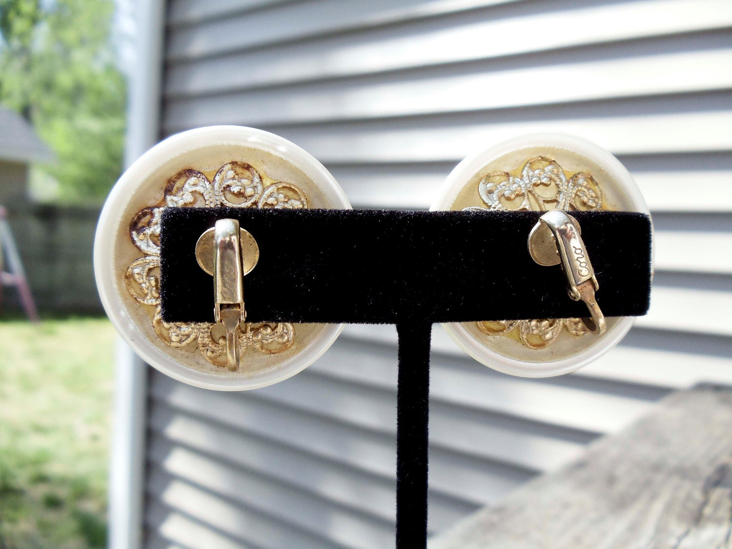 Summer Sale Vintage Coro Pearl disc Earrings clip on