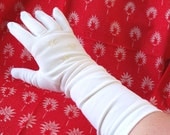 SALE Vintage Ladies Long White Embroidered Dress Gloves