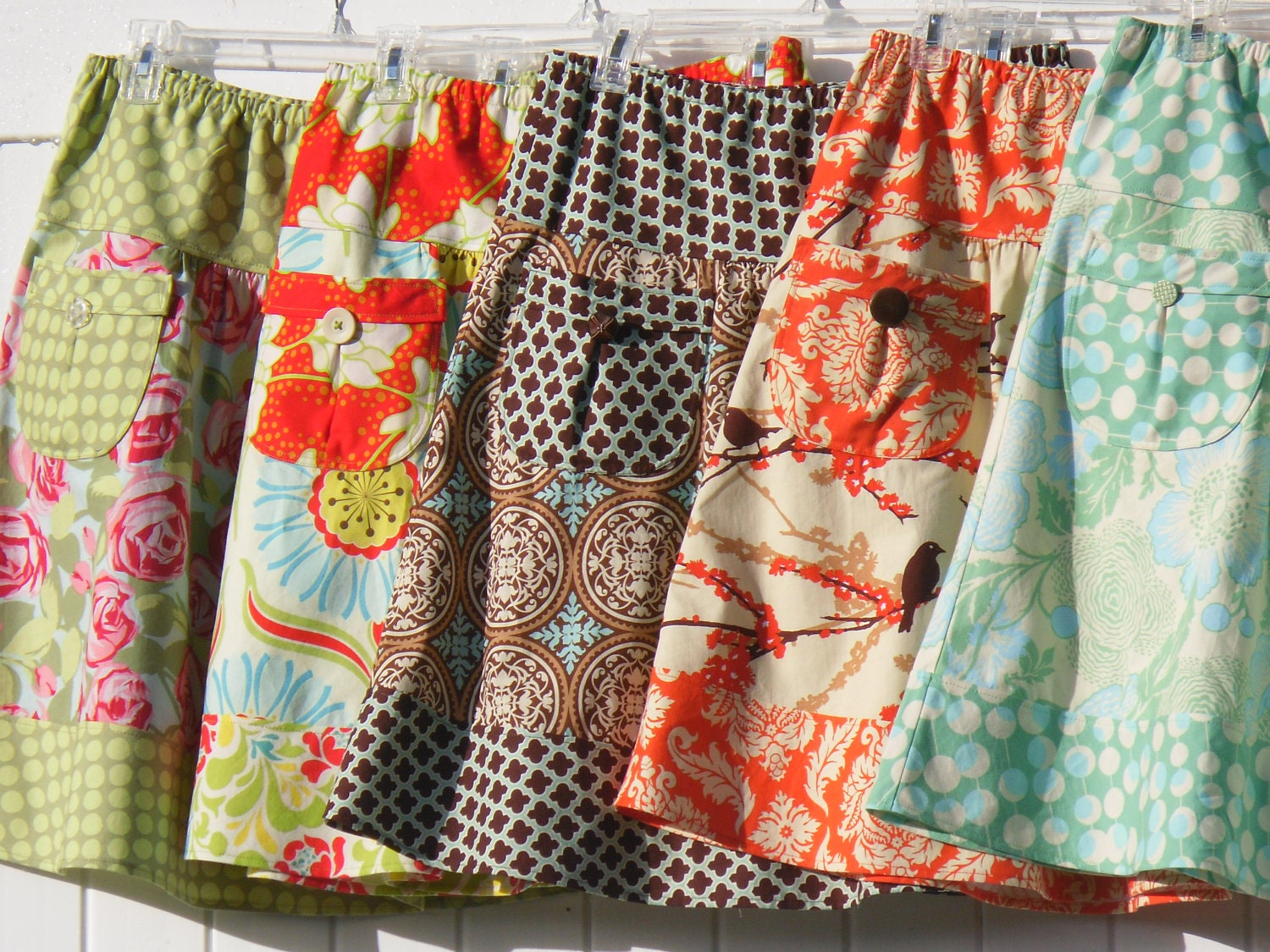 CuStOm SkiRt WiTh A pOcKeT, A line skirt, Design Your Own, pick 2 or 3 different  fabrics, A line, Knee Length, sizes womens 2-22