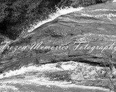 Splash black and white - Waterfall - photo