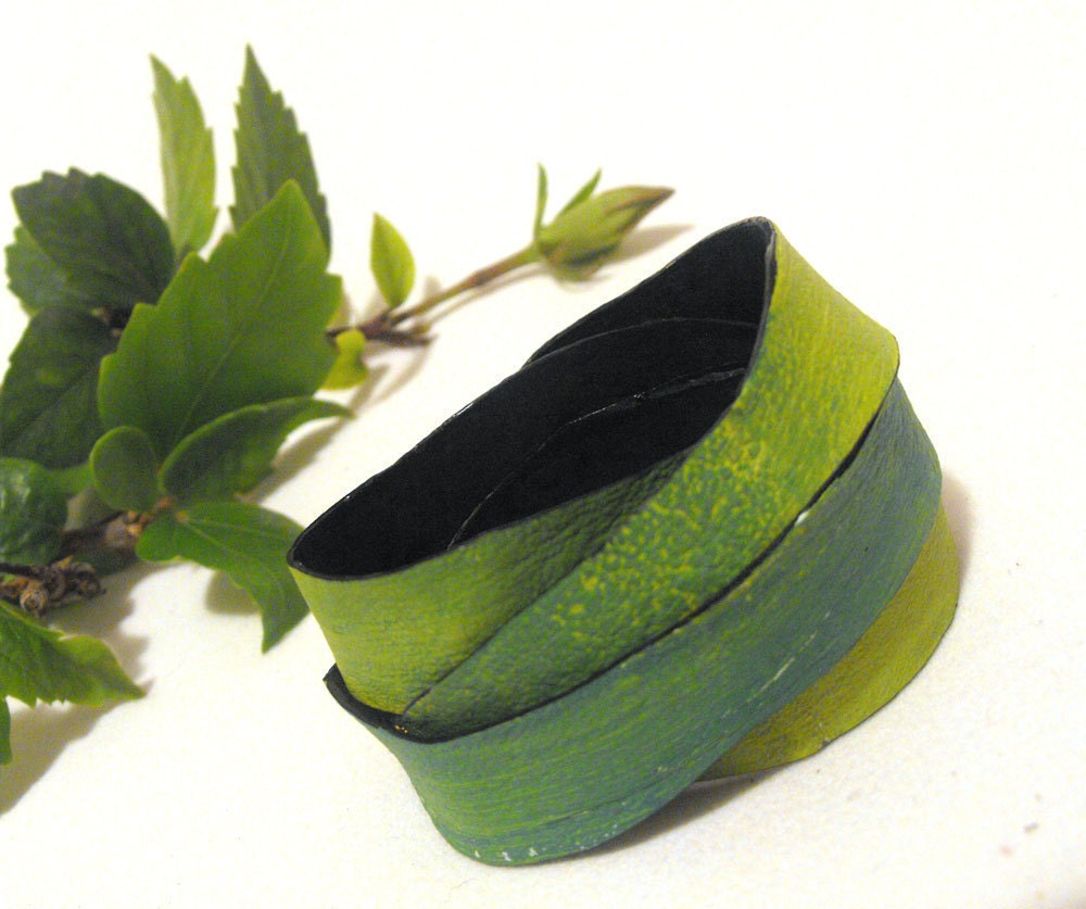 Leather wrap bracelet Multistrap green leather bracelet