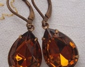 Dangle Earrings Amber Topaz Vintage Rhinestone November Birthstone Estate Style Victorian CAMBRIDGE Amber