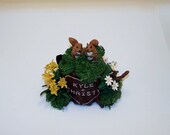 Small Custom Wedding Cake Topper Keepsake Tree Stump Sculpture Example - Daylilies, Daisies and Squirrels - Kyle and Christy
