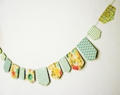Blue green  paper garland vintage style - atelierpompadour