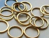 40 fused rings, shiny gold tone, 15mm