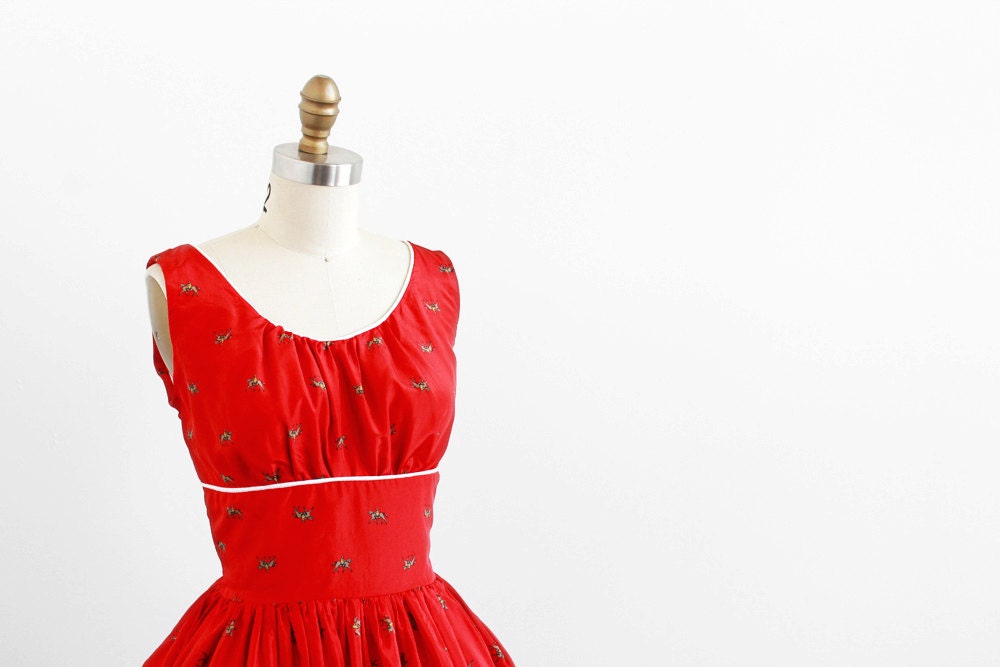 vintage 1950s dress / horse print dress / 50s Red Horse Print Party Dress