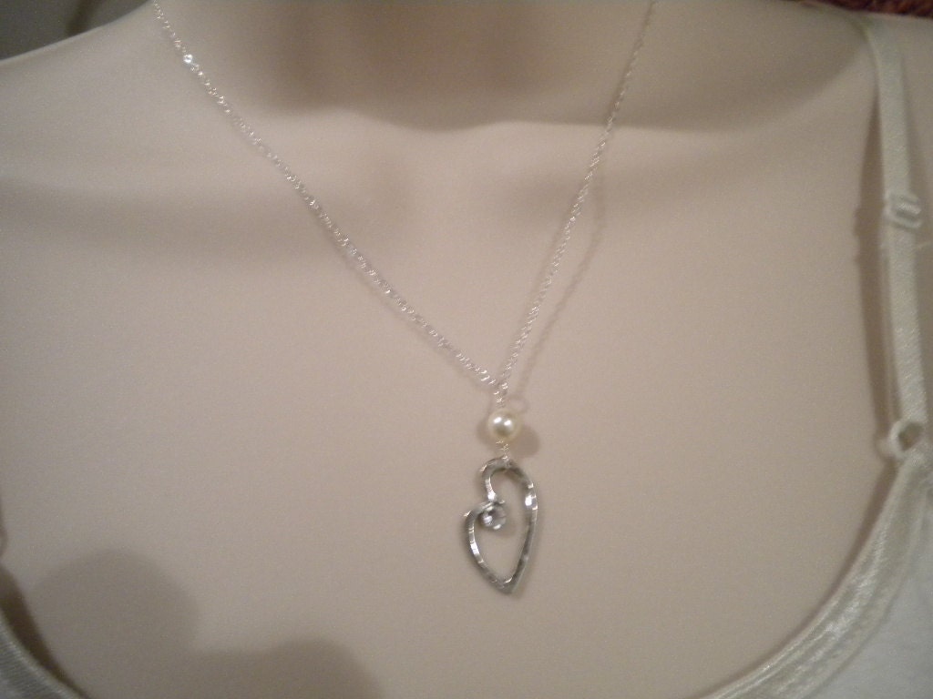 Grad Wedding necklace Heart Necklace, Pearl Necklace Silver Heart, bridesmaid Necklace, Heart Pendant - My Only Heart