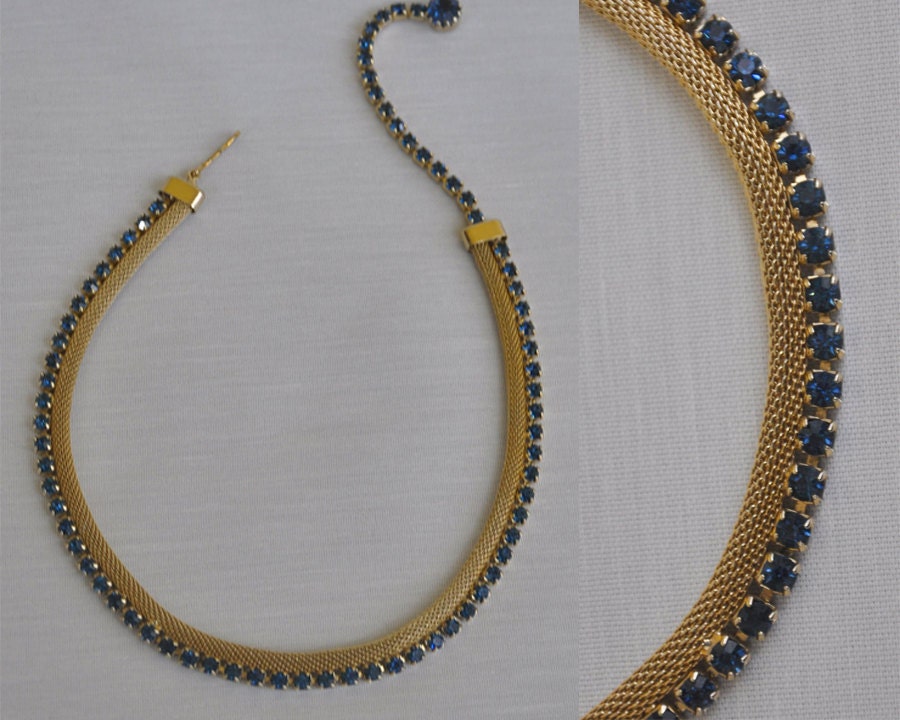 1950s Weiss Gold Tone Mesh & Sapphire Blue Rhinestones Collar Style Necklace Choker