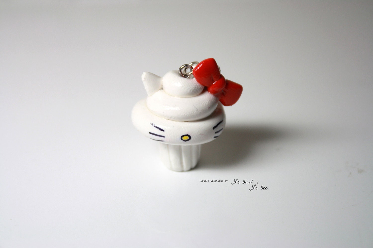 Hello Kitty Cupcake Pendant