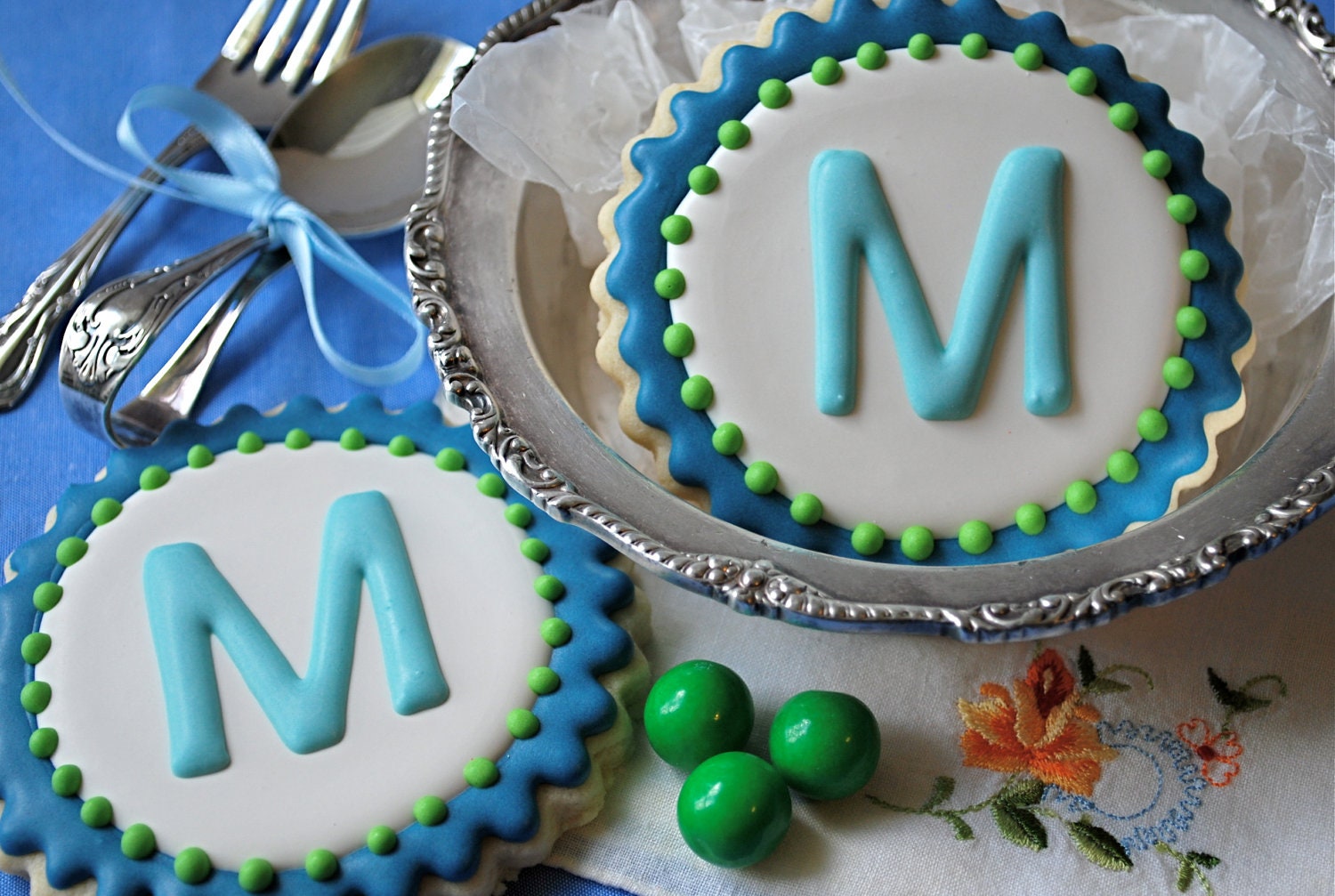 Preppy Single Monogram Decorated Sugar Cookies (12)