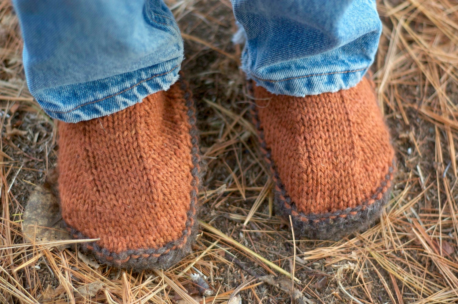 Simple Slippers Knitting Pattern  -  PDF Pattern Download - Baby, Child, and Adult Sizes