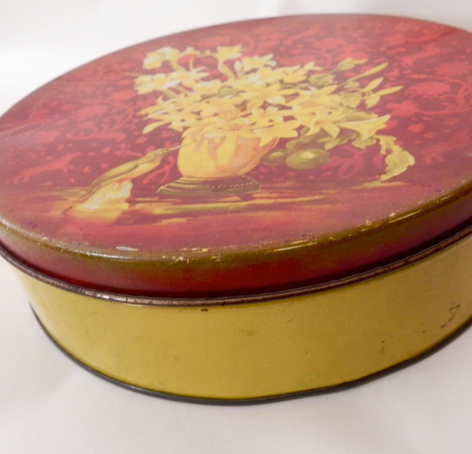 Vintage  Round  Bird and Flowers Tin