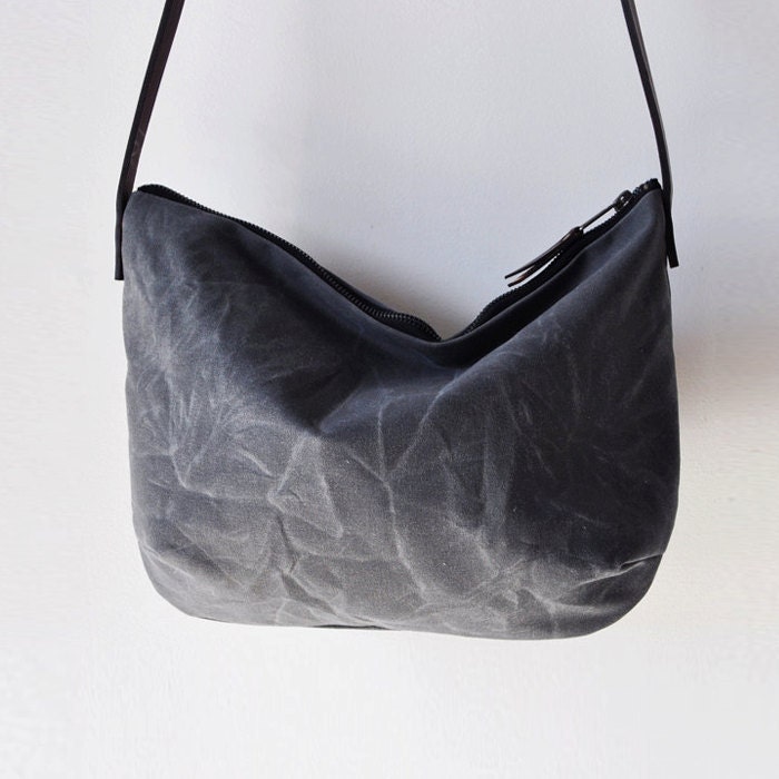 DAY BAG - waxed canvas/charcoal