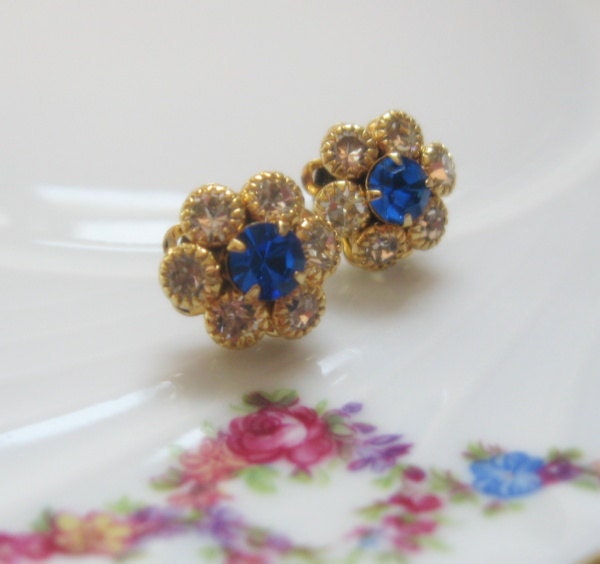 SALE - sapphire Blue Vintage Rhinestone Flower Cluster Petite Post Earrings - Mother's Day Gift