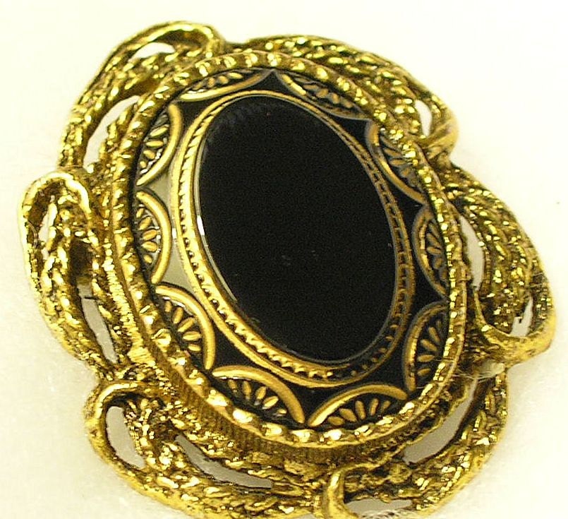 Lovely Unsigned Combination Pendant / Brooch