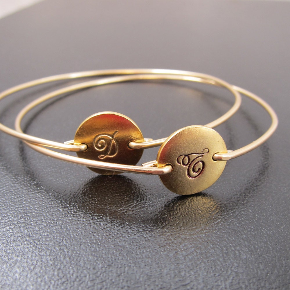 Personalized Cursive Bracelet, Cursive Jewelry, Script Bracelet, Script Jewelry, Custom Initial Disc Bangle, Custom Bracelet, Custom Jewelry